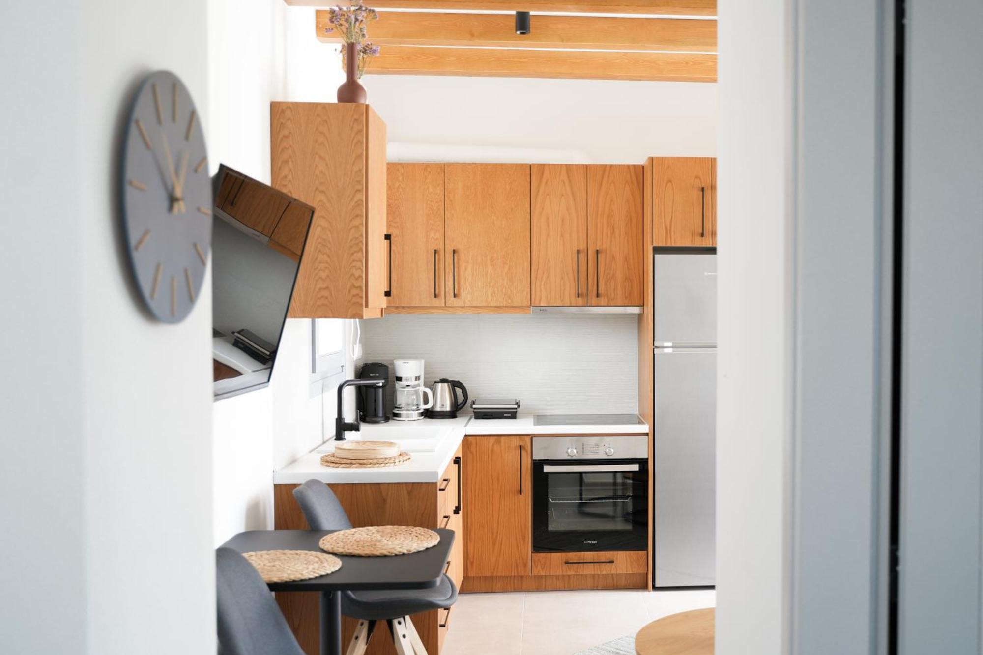 Pyrra Apartments Скірос Екстер'єр фото