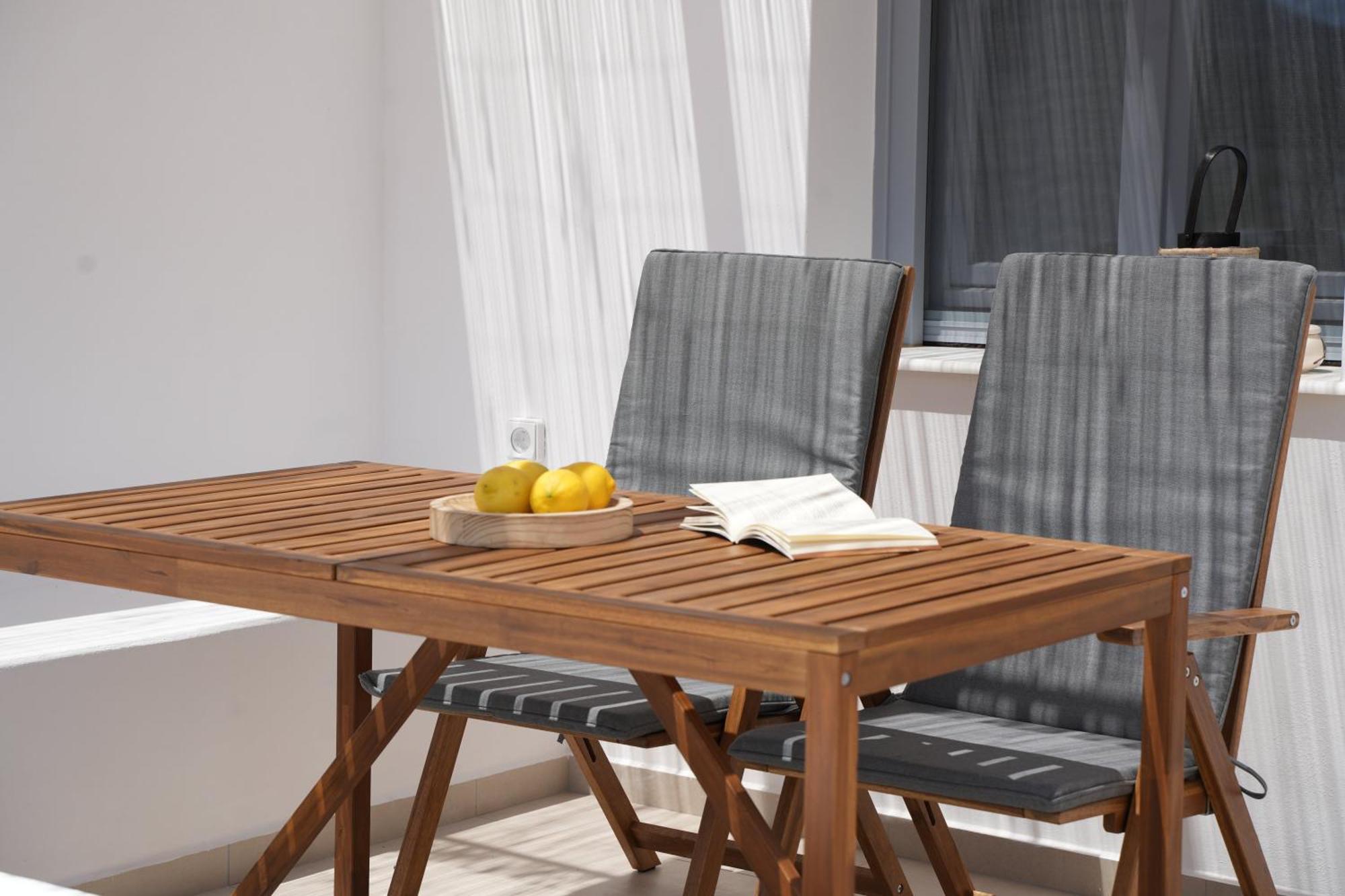Pyrra Apartments Скірос Екстер'єр фото